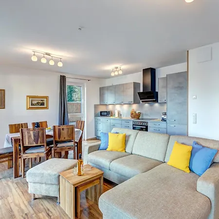 Bernsteinquartier Bq 0551 *